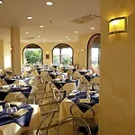 Borgo Del Principe By Valentour 4* 赞布隆内