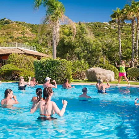 Borgo Del Principe 4* ザンブローネ