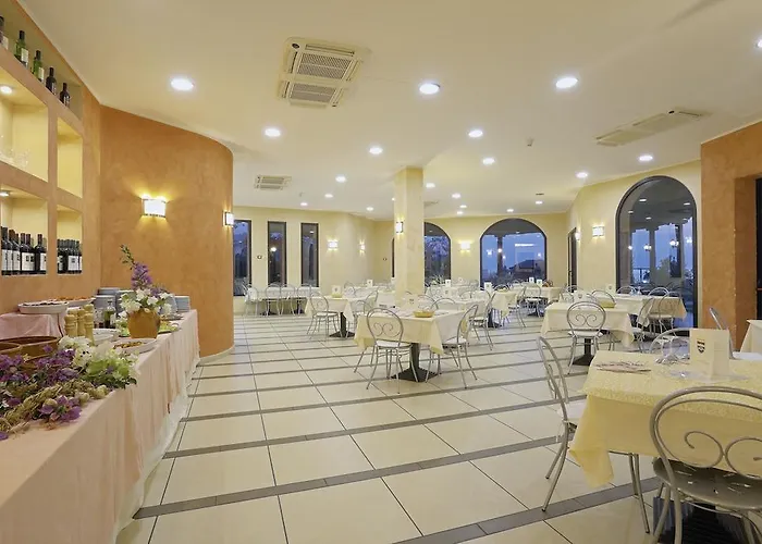 ホテル Borgo Del Principe By Valentour 4*